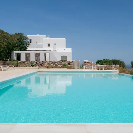 Villa Acqua - Gorgeous Pool Villa, Stunning Sea Views, Helipad!