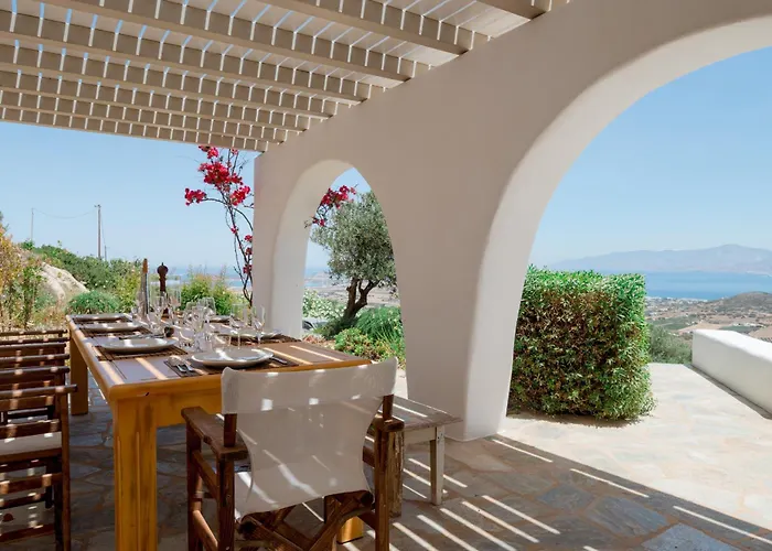 Villa Acqua - Gorgeous Pool Villa, Stunning Sea Views, Helipad! *