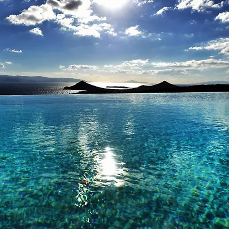 Acqua - Gorgeous Pool Villa, Stunning Sea Views, Helipad! Villa Parasporos
