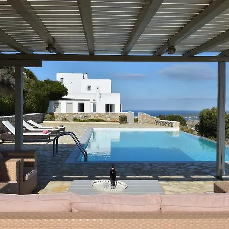Villa Acqua - Gorgeous Pool Villa, Stunning Sea Views, Helipad!