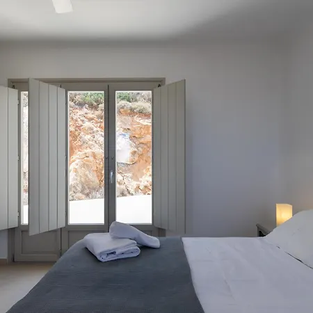 Acqua - Gorgeous Pool Villa, Stunning Sea Views, Helipad! *