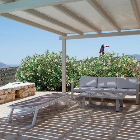 Acqua - Gorgeous Pool Villa, Stunning Sea Views, Helipad! * Parasporos
